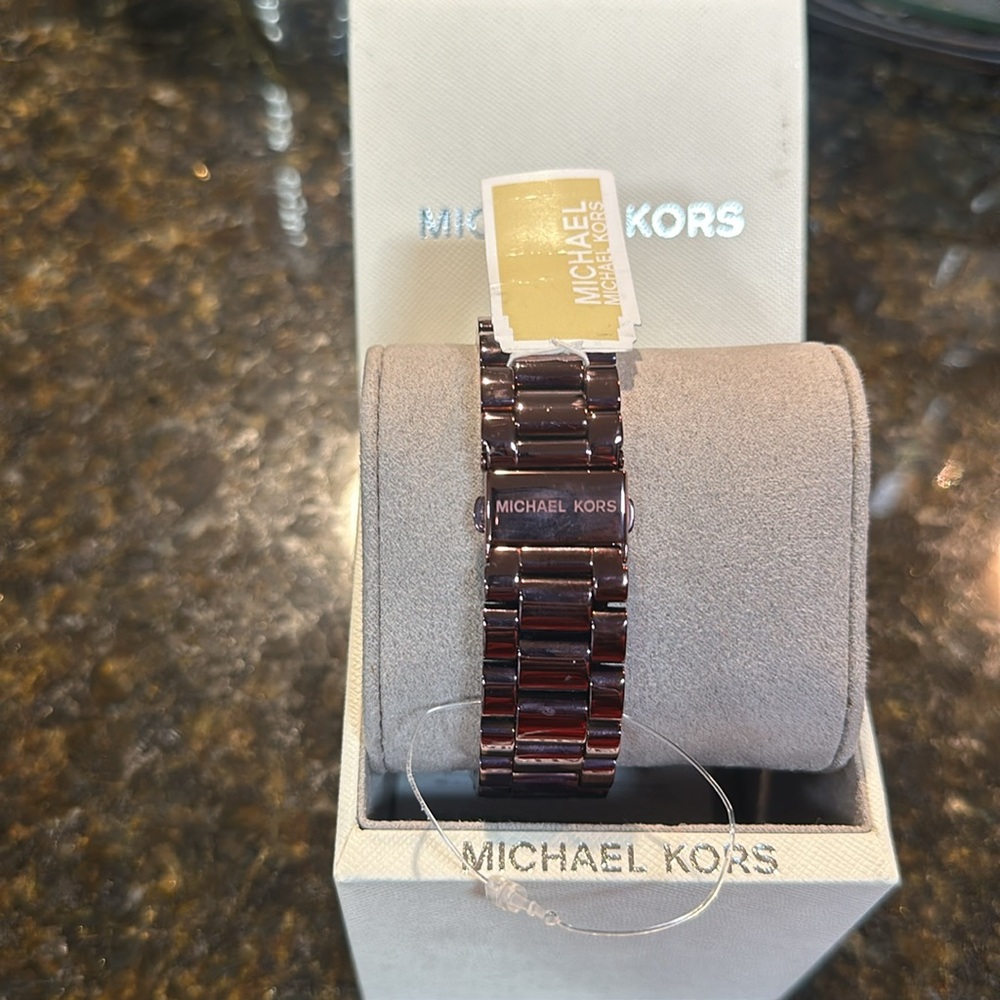 Michael Kors Purple Chronograph Watch - Picture 4 of 7